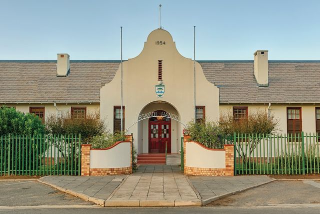 Komani (Queenstown) Debating League